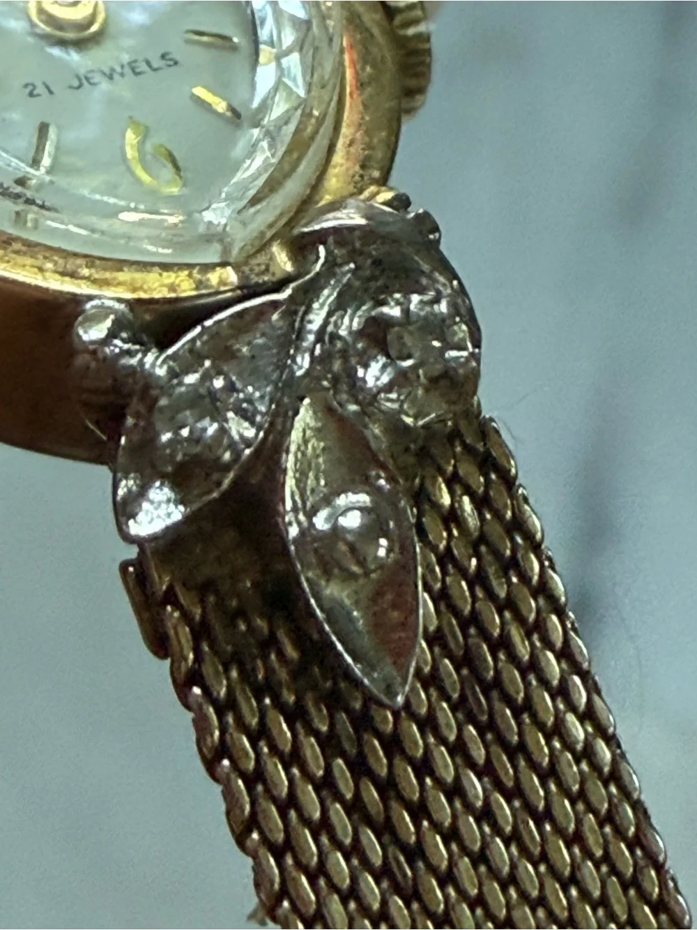 Vintage Benrus 21 Jewel Ladies Wristwatch Manual Wind Mesh Band - Running!